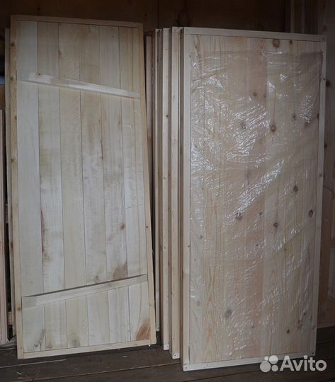 Двери деревянные