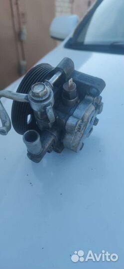 Насос гур Мазда Форд