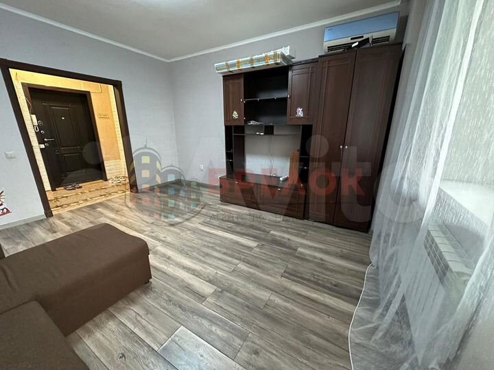 2-к. квартира, 58 м², 1/21 эт.