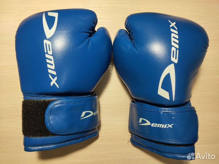 Боксерские перчатки 4-6