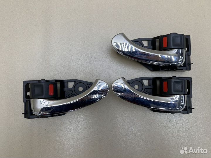 Детали салона Toyota RAV4 30