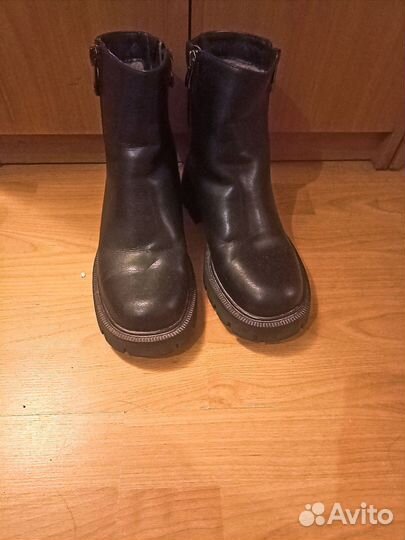 Полусапоги женские зимние 40 размер кожа