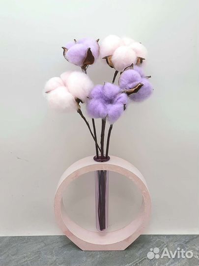 Ваза с хлопком