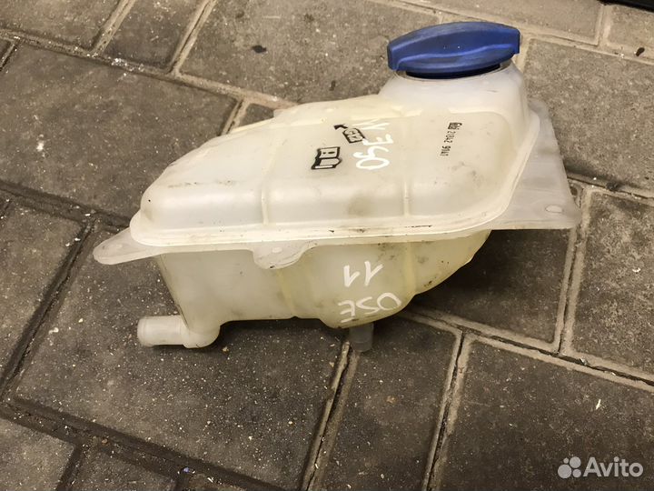 Бачок расширительный Фольксваген Пассат Б5-Б5+