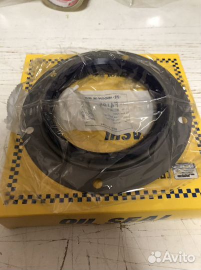 Сальник коленвала коренной MMC fuso