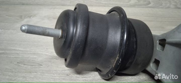 Подушка двигателя Lexus Is 2015-2017