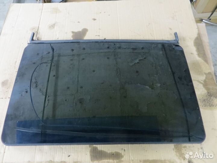 Стекло люка Мерседес A2207800421