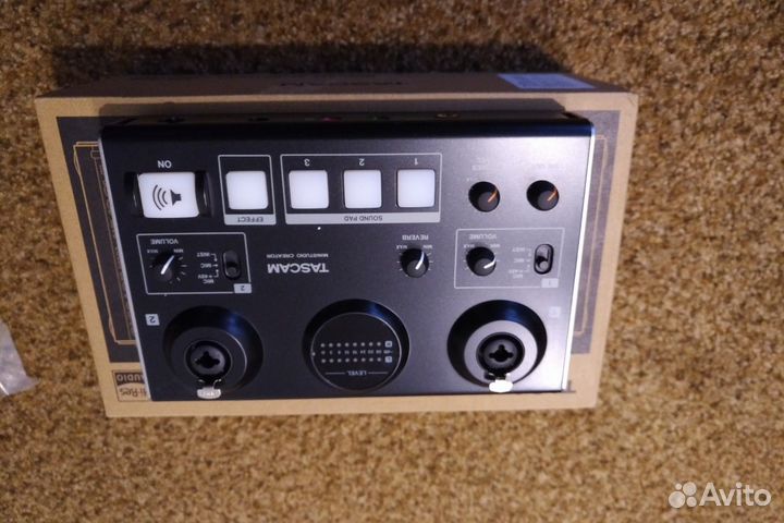 Аудиоинтерфейс Tascam US-42B MiNiStudio Creator