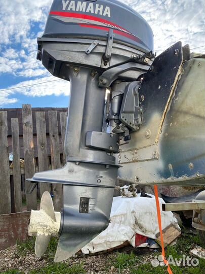 Продам лодку с мотором