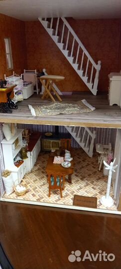 Домик кукольный