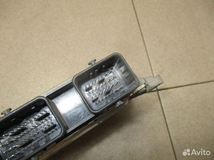 Блок управления двигателем Renault Fluence 2010-2