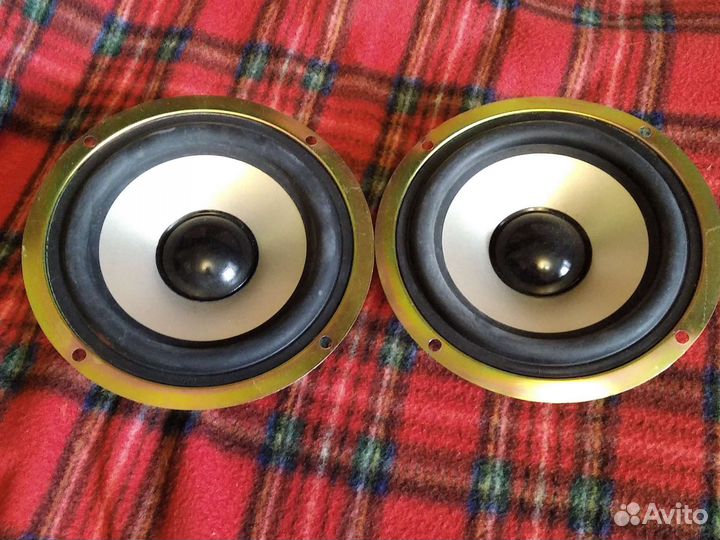 Динамики 145 мм 8 Ом 20 Вт