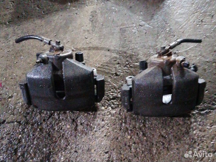 Суппорта перед фольксваген пассат Б6