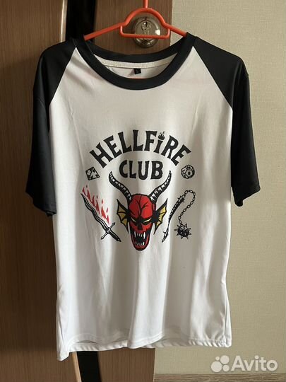 Футболка hellfire club