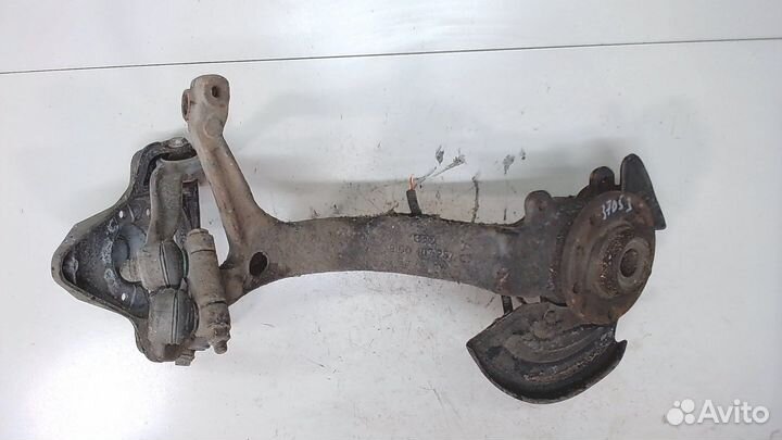 Ступица (кулак, цапфа) Volkswagen Passat 5, 1999