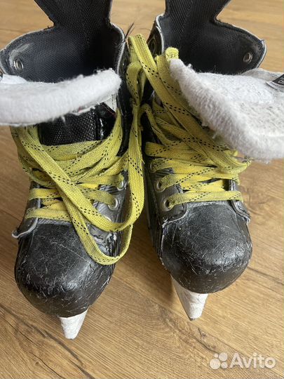 Хоккейные коньки bauer vapor x700 2D