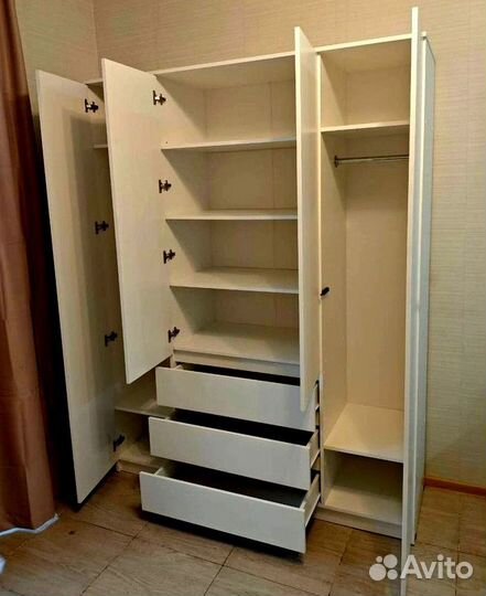 Шкаф новый распашной