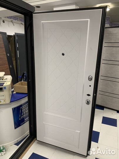 Дверь входная 49 дк Рим О 960х2050 Орех/Софт снег