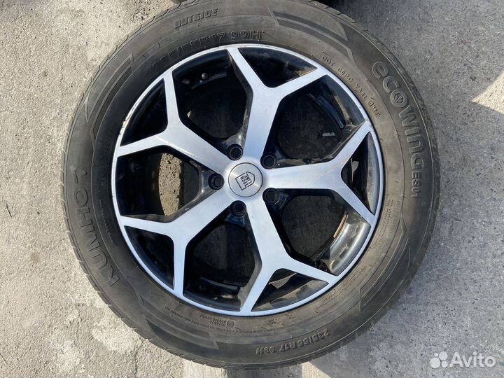 Kumho Ecsta S700 235/55 R17