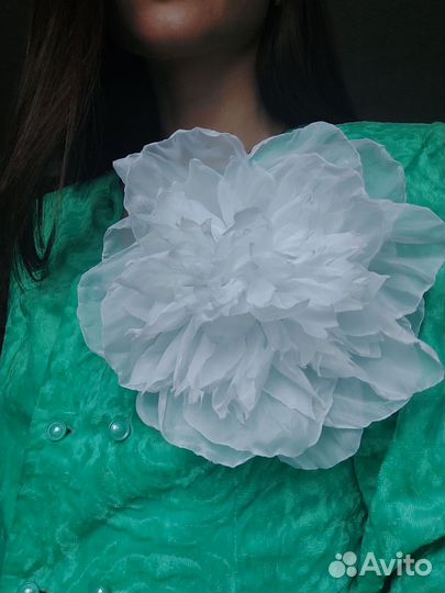 Брошь цветок из ткани большой