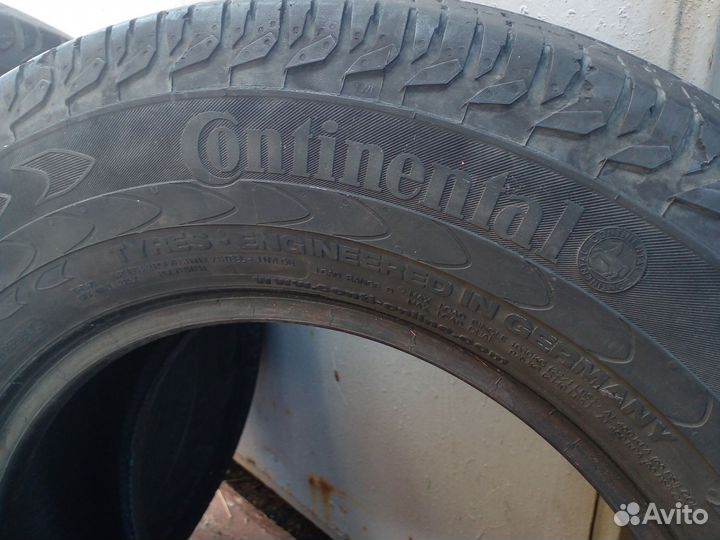 Continental Vanco 2 215/70 R15C 109R