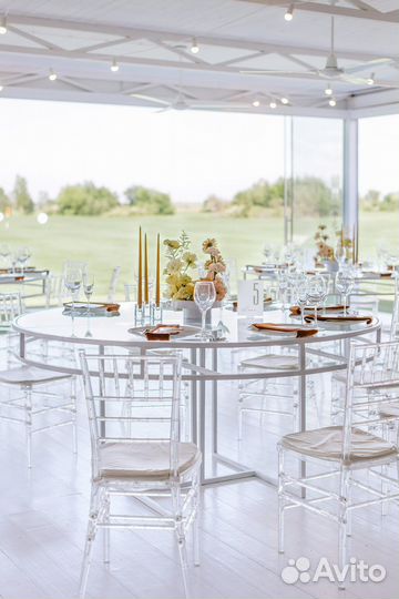 Стол дизайнеркий в аренду