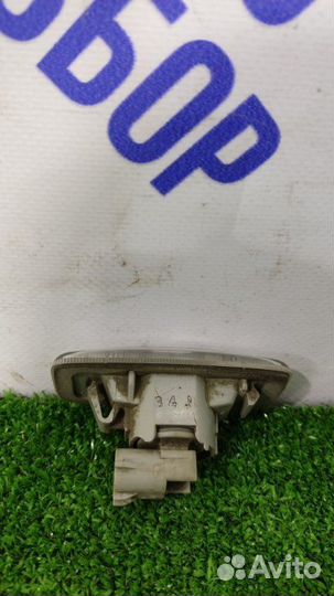 Повторитель левый Nissan Teana J31 седан 2.3