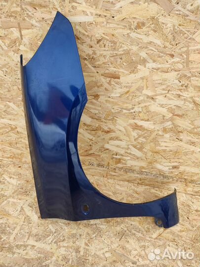 Крыло переднее правое peugeot 307