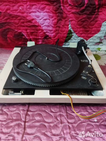 Проигрыватель пластинок