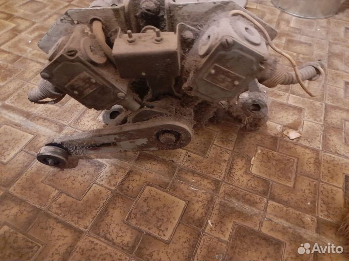 Асинхронный двигатель СССР, с редуктором