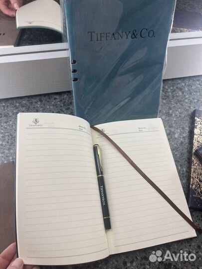 Блокнот Dior, Coach, Tiffany&Co