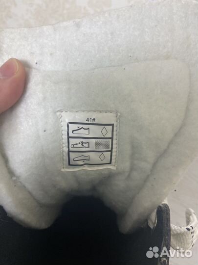 Коньки хоккейные