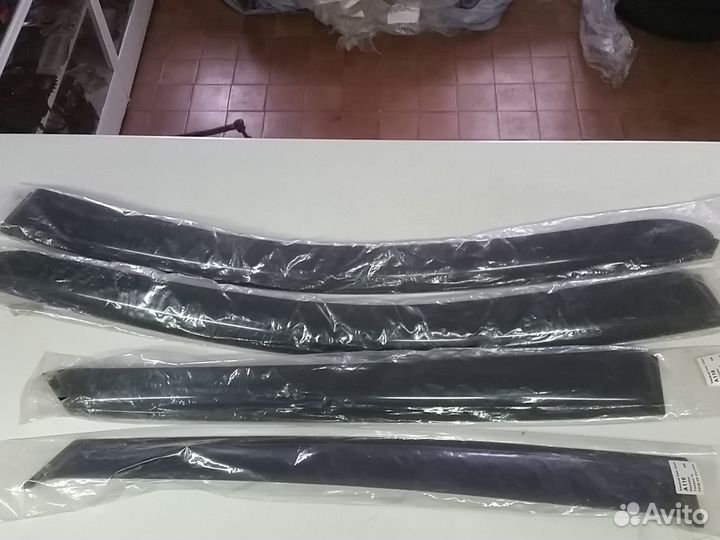 Ветровики дверей Hyundai Tucson II 2009)