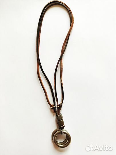 Кулон 2 кольца на кожаном шнурке