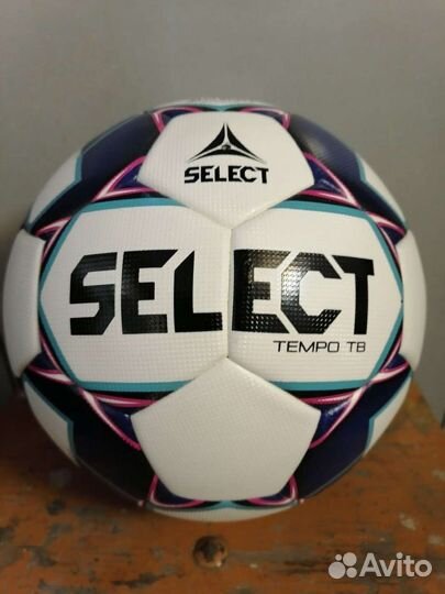 Футбольный мяч Adidas Select