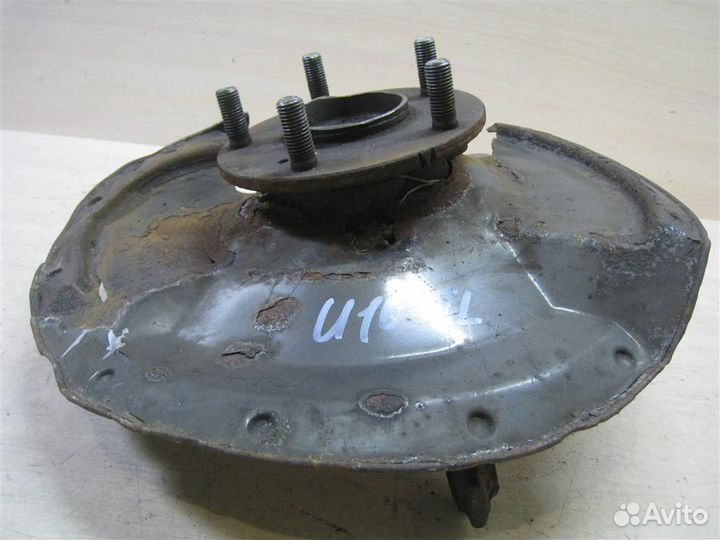 Кулак передний левый Honda Civic 5D (FN) 2008