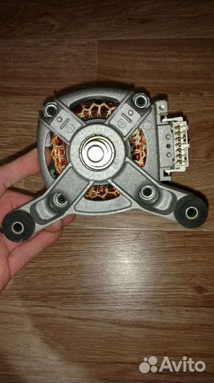 Инверторный (без щеточный) двигатель