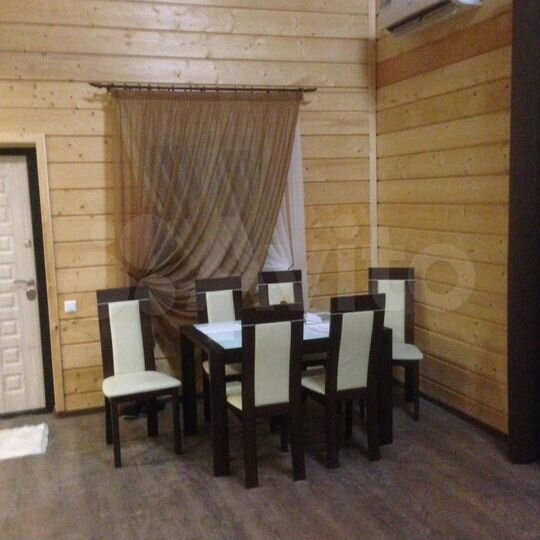 Коттедж 223 м² на участке 18 сот.