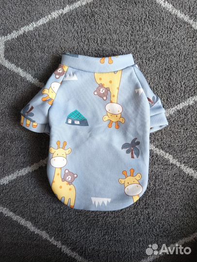 Жилетки, кофты, худи для собак