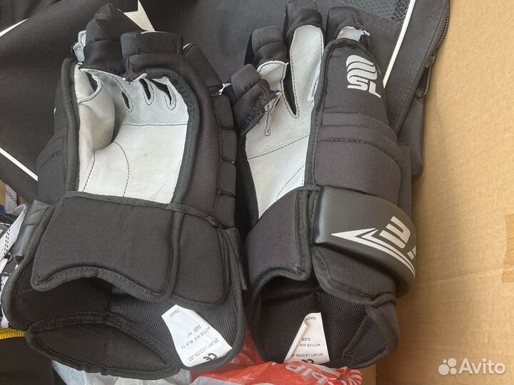 Краги хоккейные размер 14