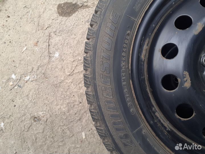 Bridgestone Blizzak WS-60 195/60 R15 88R