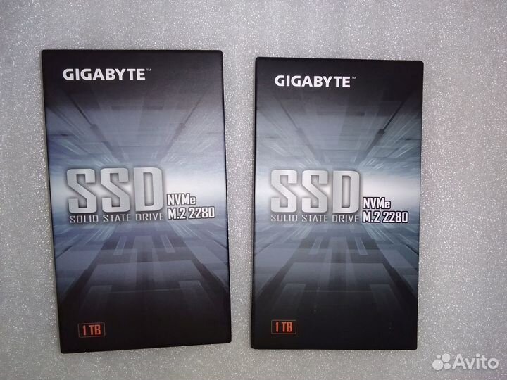 SSD M.2 NVMe SATA III диск для ноутбука и пк новый