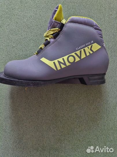 Лыжные ботинки