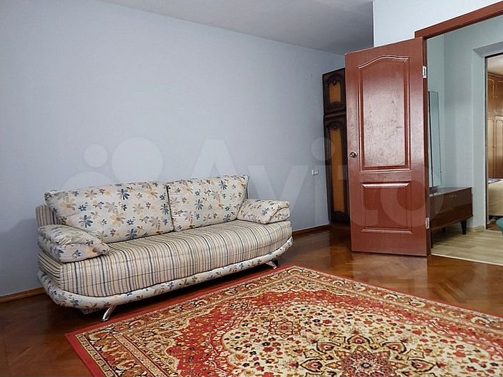 2-к. квартира, 55 м², 3/9 эт.