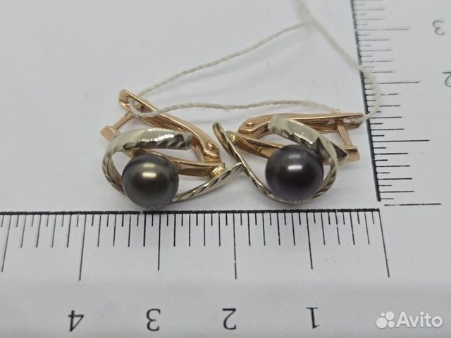 Серьги с синтетическим камнем Золото