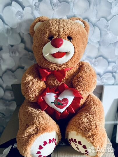 Плюшевый медведь большой
