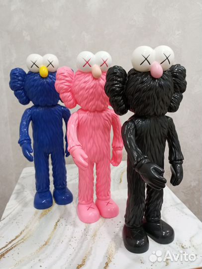 Игрушка kaws 30см