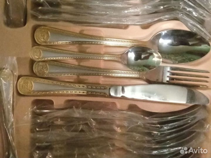 Набор столовых приборов
