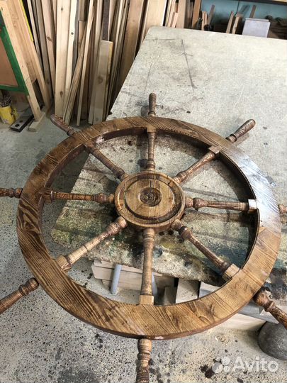 Мастер по дереву