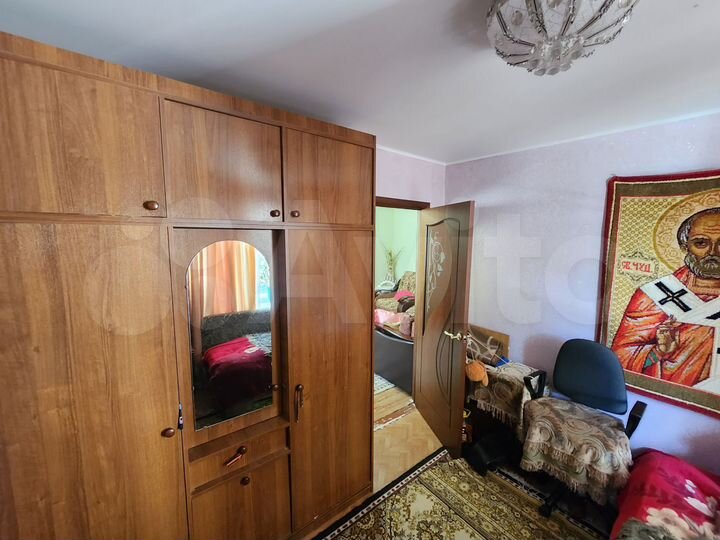 2-к. квартира, 42 м², 1/5 эт.